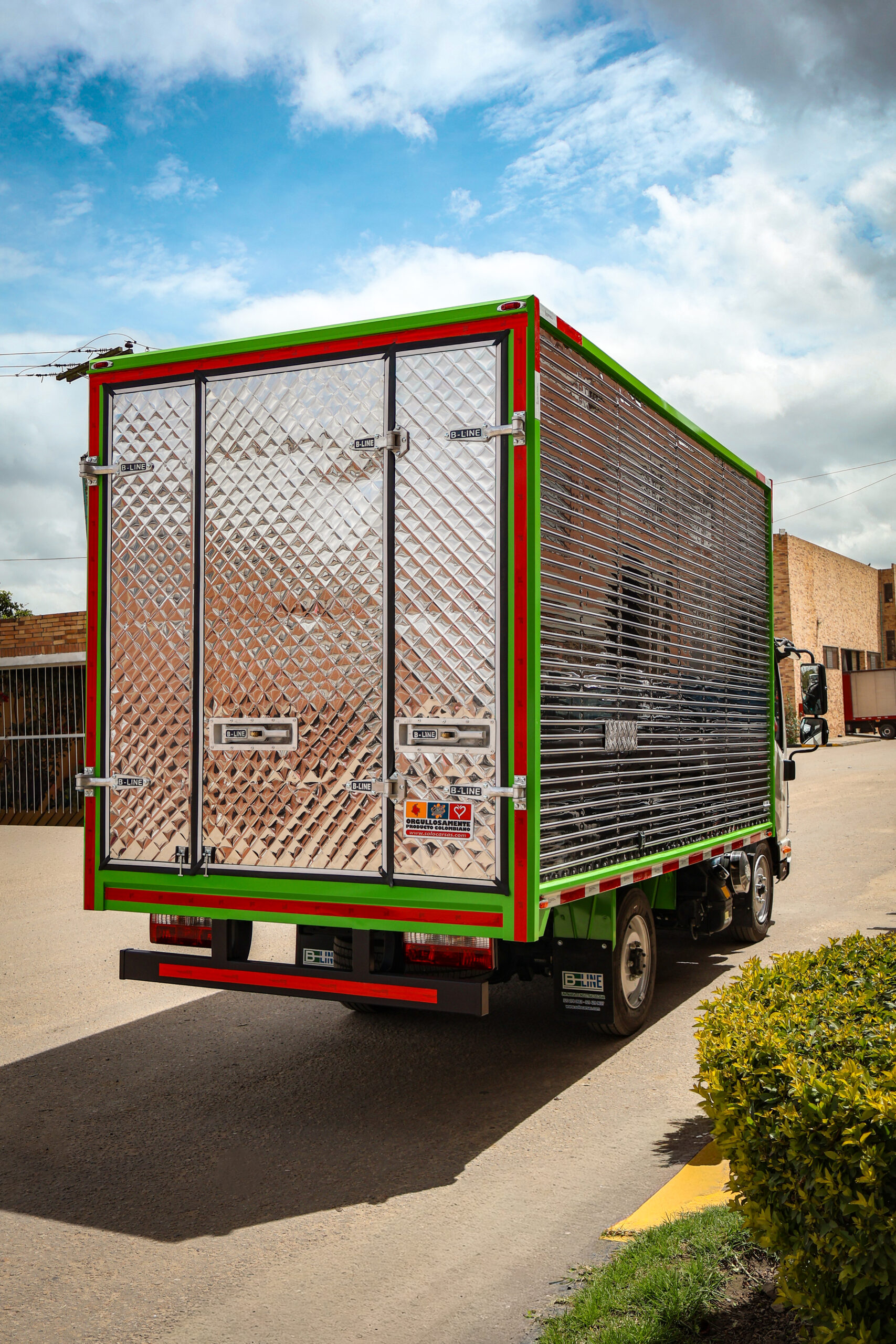 Furgón Carga Seca Troquelado - Image 7