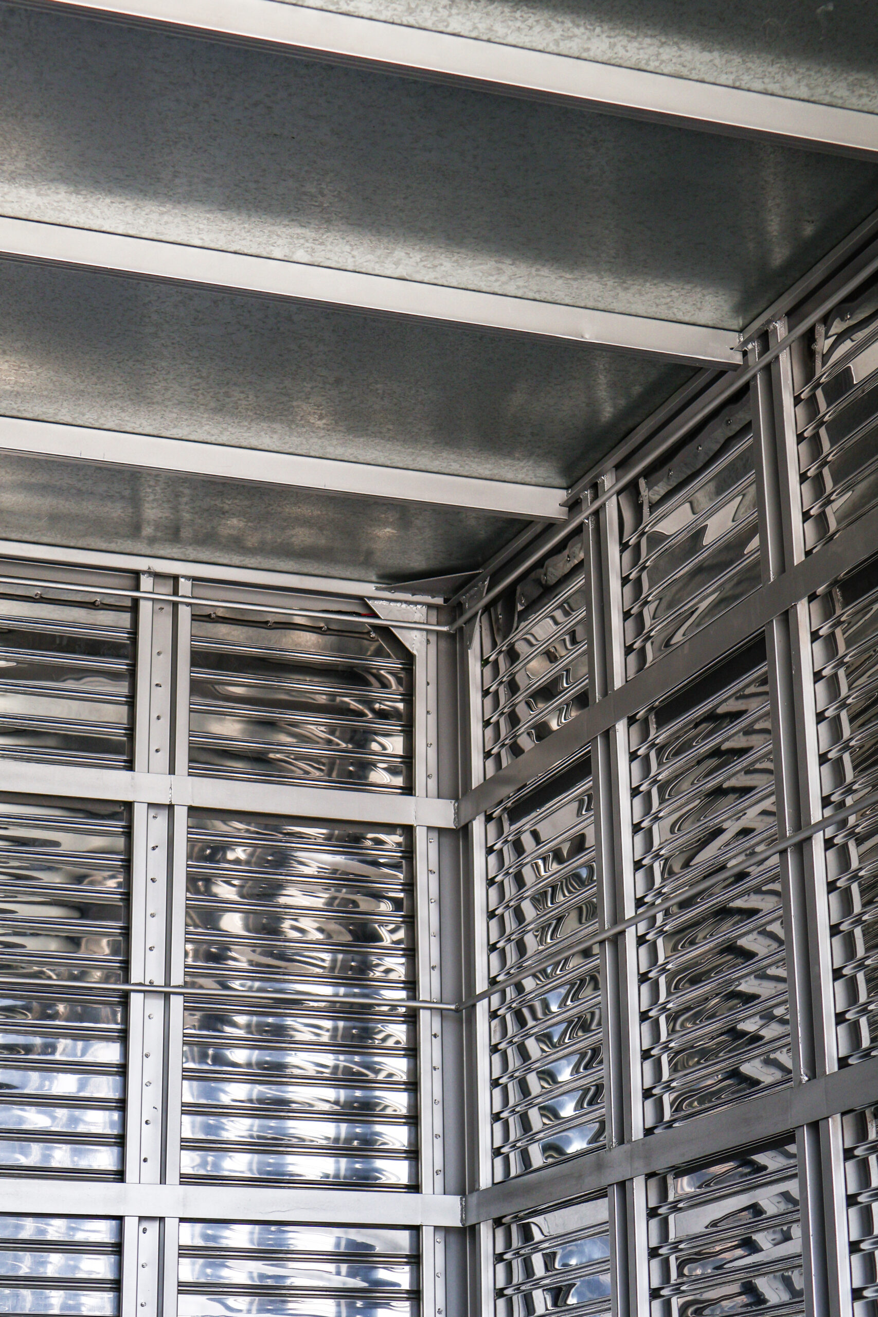 Furgón Carga Seca Troquelado - Image 6